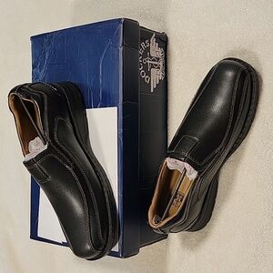 NIB, Dockers "Agent" Mens Leather shoes